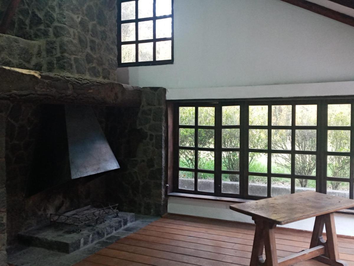 Quinta Los Eucaliptos Villa Кито Екстериор снимка