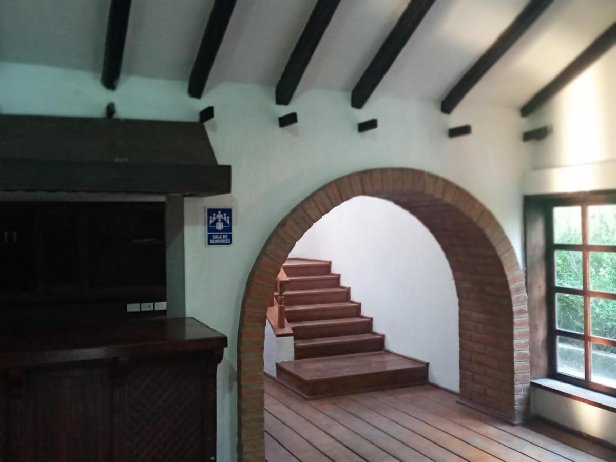 Quinta Los Eucaliptos Villa Кито Екстериор снимка
