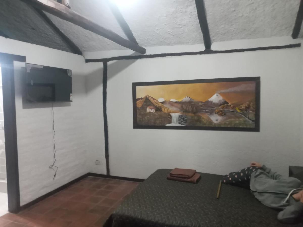Quinta Los Eucaliptos Villa Кито Екстериор снимка